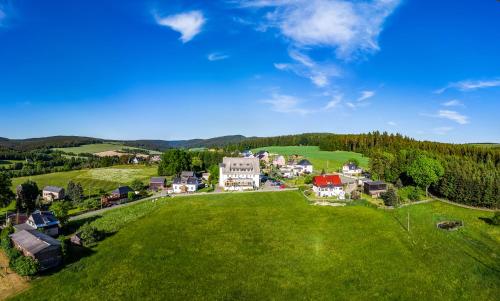 Wohlfühlherberge Weitblick - last minute hotel in Erlbach