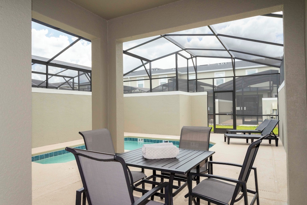 Gorgeous 4 Bd Close to Disney w Pool Storey Lake Resort 4243 - photo 36
