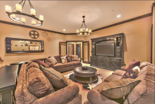 Larkspur - photo 12