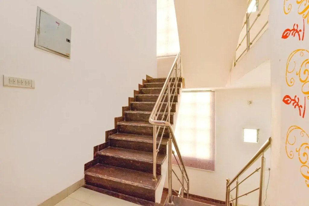 Fabexpress Shree Thakur - carbon neutral hotel in Udaipur