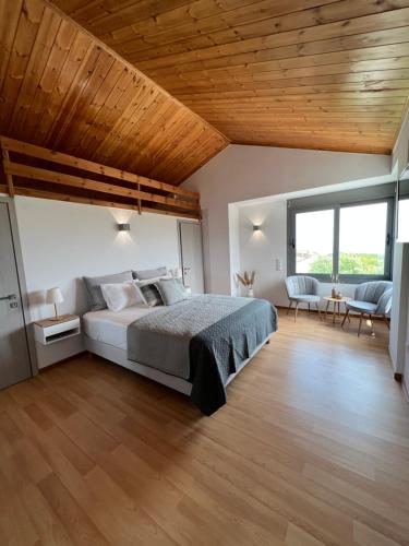 Koroni Luxury Maisonette — 4-Star Luxury Hotel in Koroni, Greece