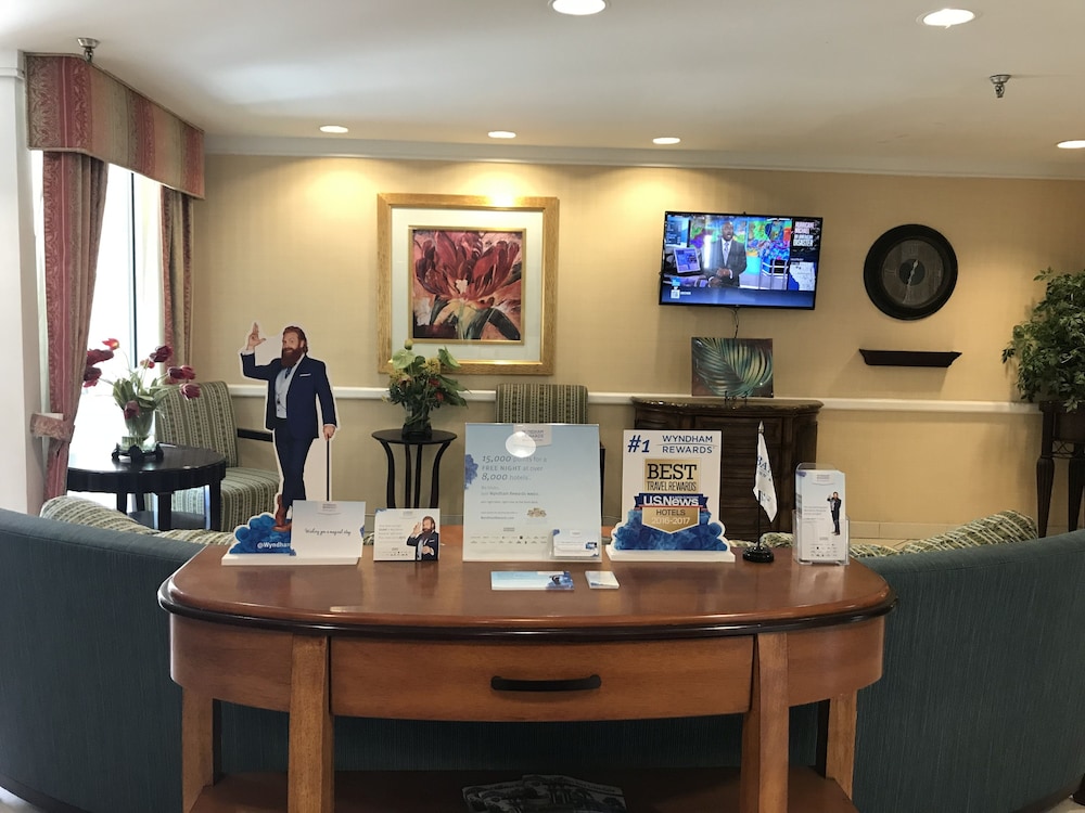 Baymont By Wyndham Gainesville I 75 - photo 3