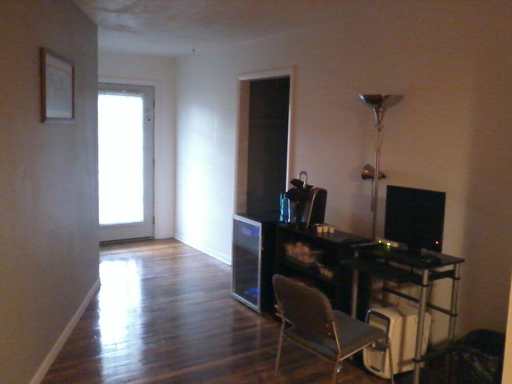 HolmeSuites Extended Stay - photo 18