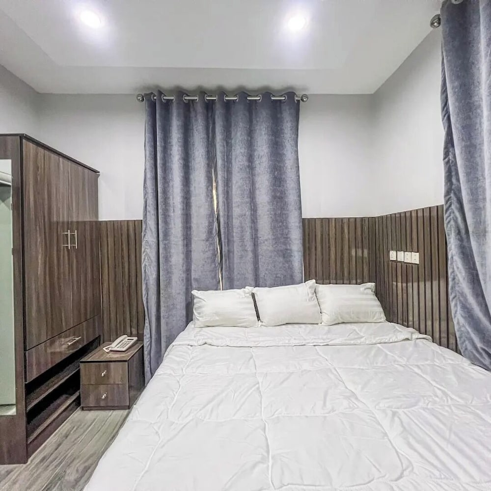 Kpees Apartment — 4-Star Luxury Hotel in Abuja, Nigeria