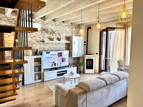 Residence Il Cascinale — 4-Star Luxury Hotel in Peschiera Del Garda, Italy