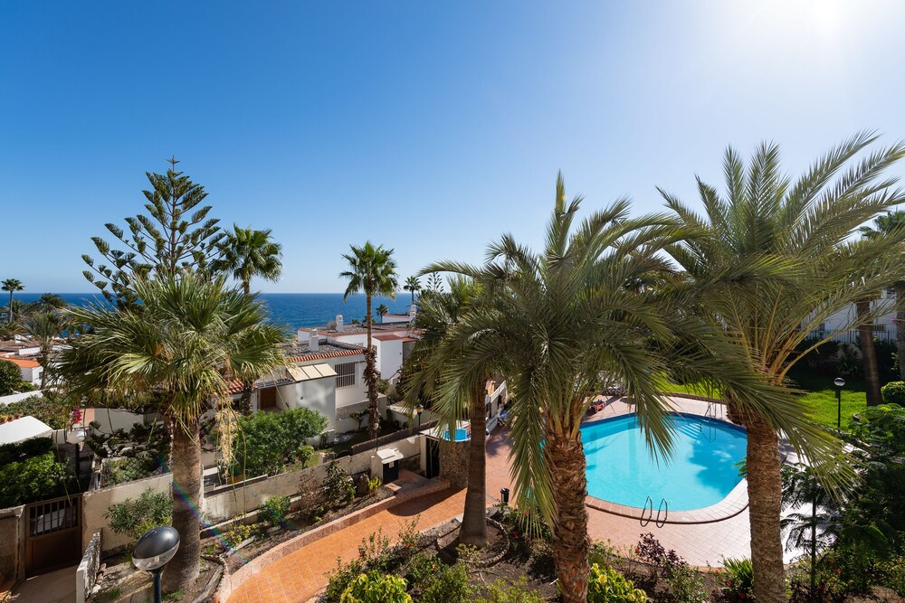 Aguila Beach Ocean View By CanariasGetaway — 4-Star Luxury Hotel in San Bartolome De Tirajana, Spain