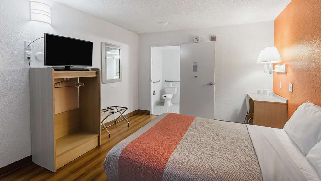 Motel 6 Medford OR North - photo 16