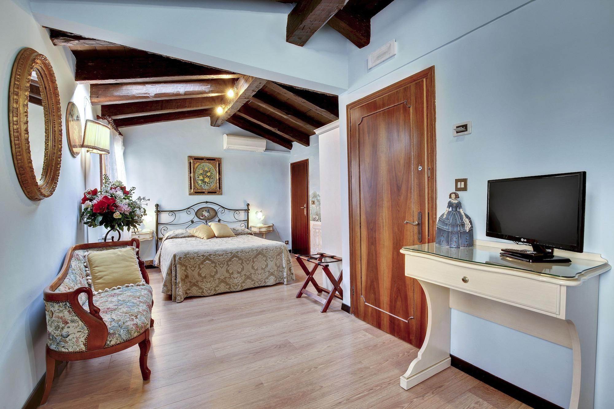 Locanda Antico Fiore - last minute hotel in Venice