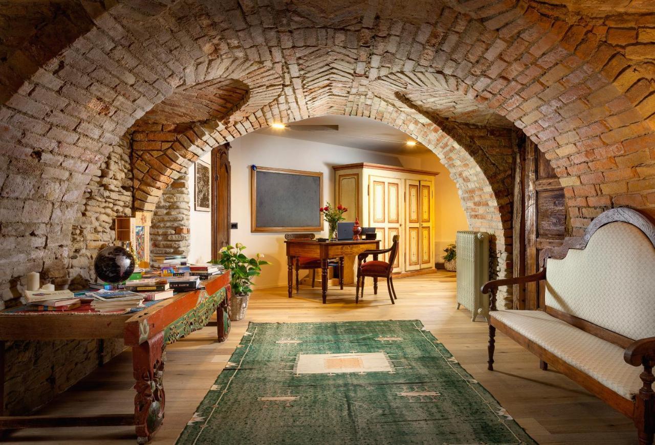 Borgese Camere e Suites — hotel in Bricco Di Neive