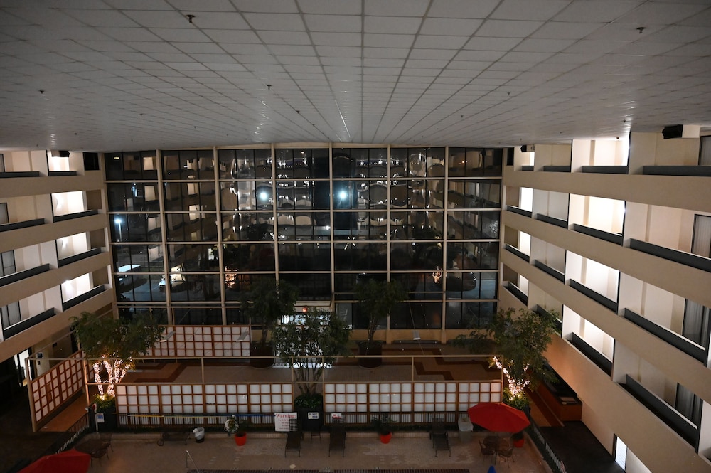 Atrium Hotel and Suites - photo 65