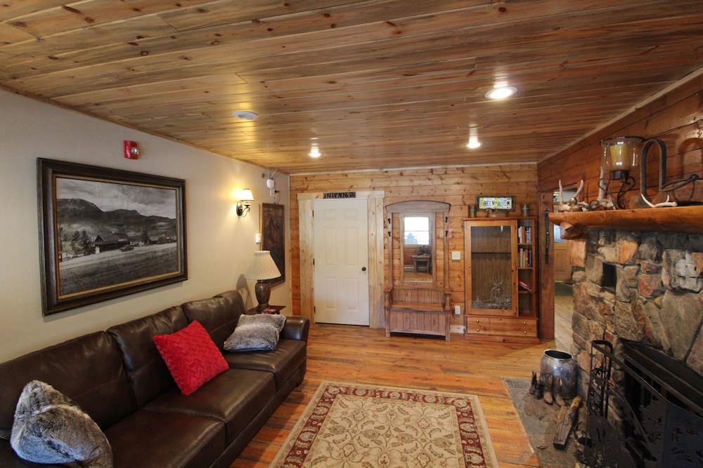 The Historic Wapiti Lodge - photo 132