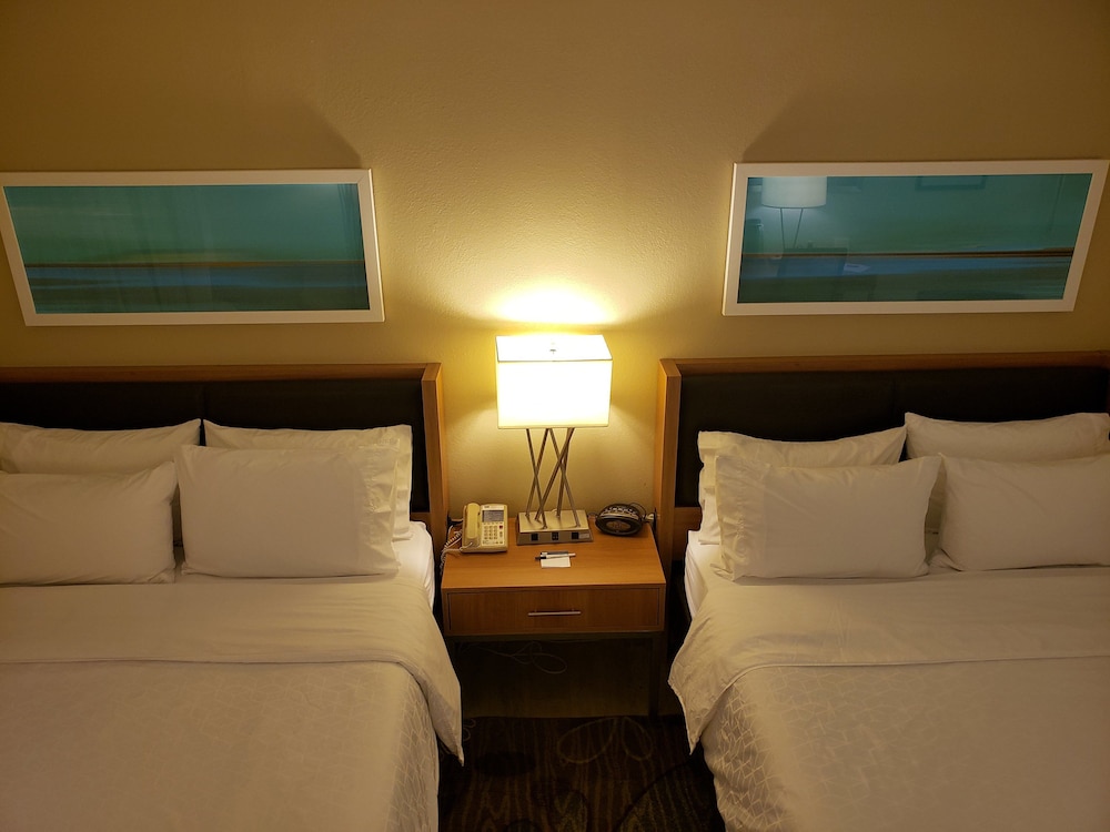 Holiday Inn Express Pittsburgh North by IHG - photo 15
