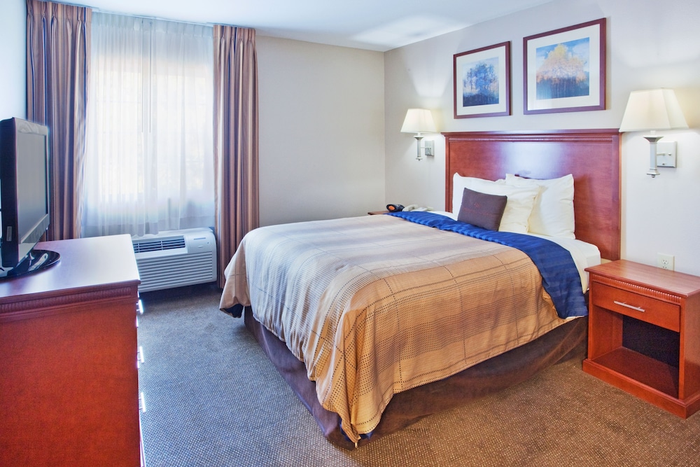 Candlewood Suites Columbus Fort Benning by IHG - photo 7