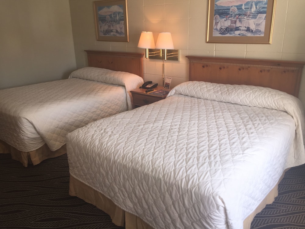 Admiral Motor Inn - photo 4