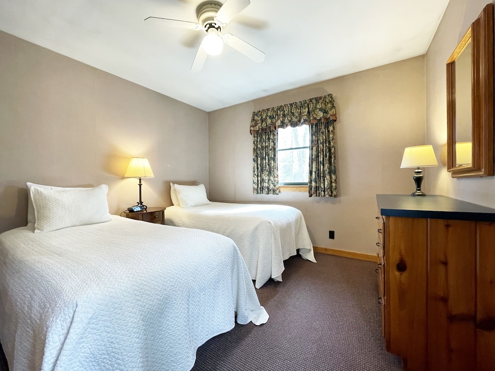 Mountain Springs Lake Resort - photo 52