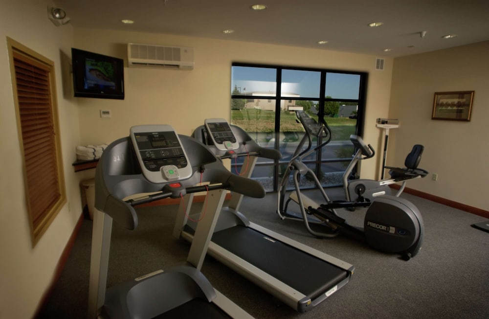 Hampton Inn Coldwater - photo 16