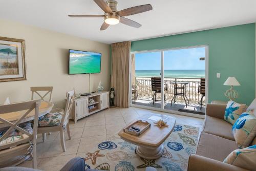 Pelican Isle 206 — 4-Star Luxury Hotel in Fort Walton Beach, United States