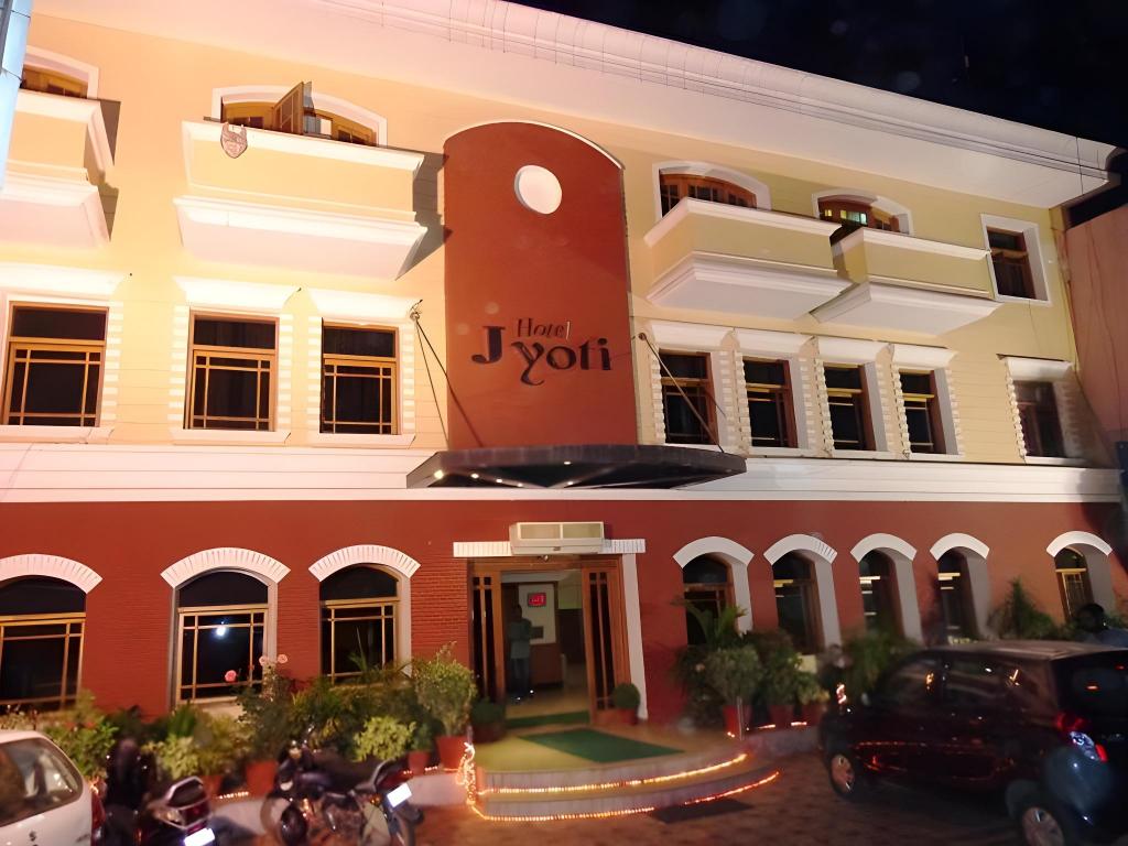Hotel Jyoti - carbon neutral hotel in Baddi