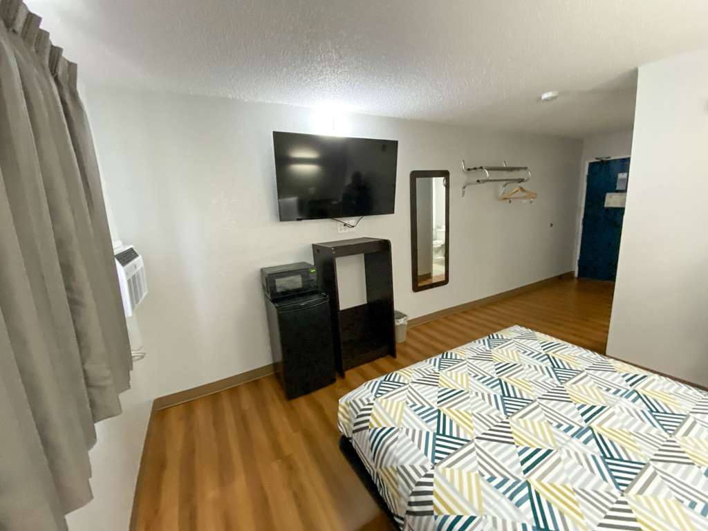 The Reserve Inn - photo 12