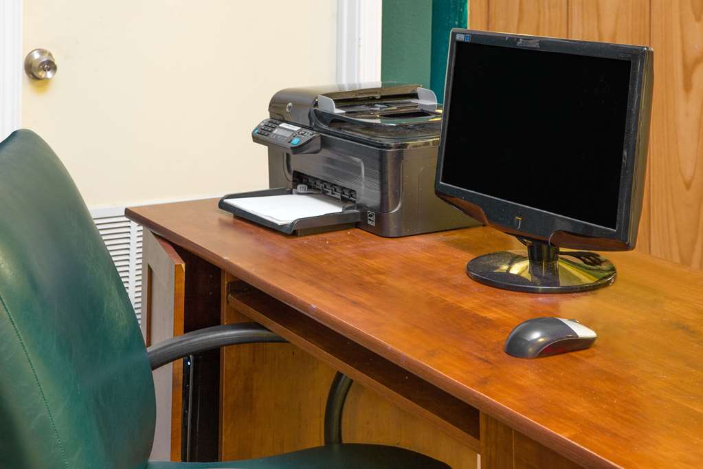 Super 8 by Wyndham Biloxi - photo 52
