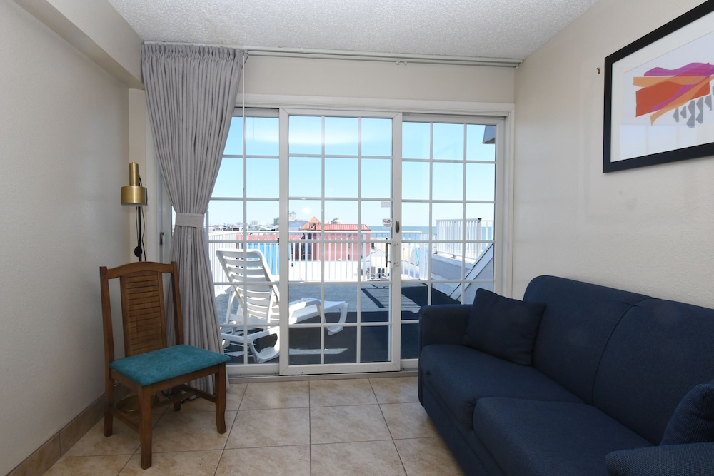 Paradise Plaza Inn - photo 19