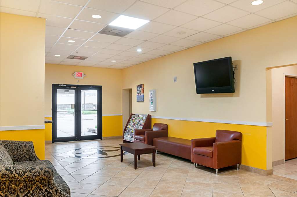 Motel6 New Orleans LA Near Downtown - photo 26