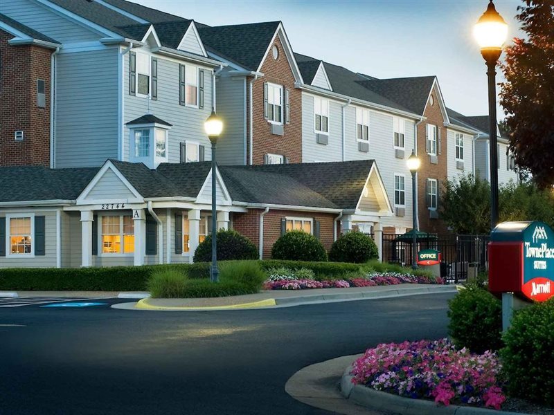 TownePlace Suites Marriott Dulles Airport