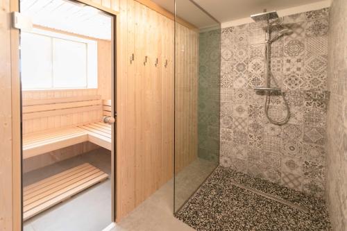 Ski & Sauna House 400 m do stoku dom dla 8os Dream Apart — 4-Star Luxury Hotel in Szczyrk, Poland