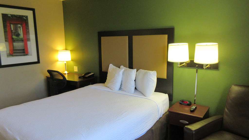 MainStay Suites Rochester South Mayo Clinic - photo 16