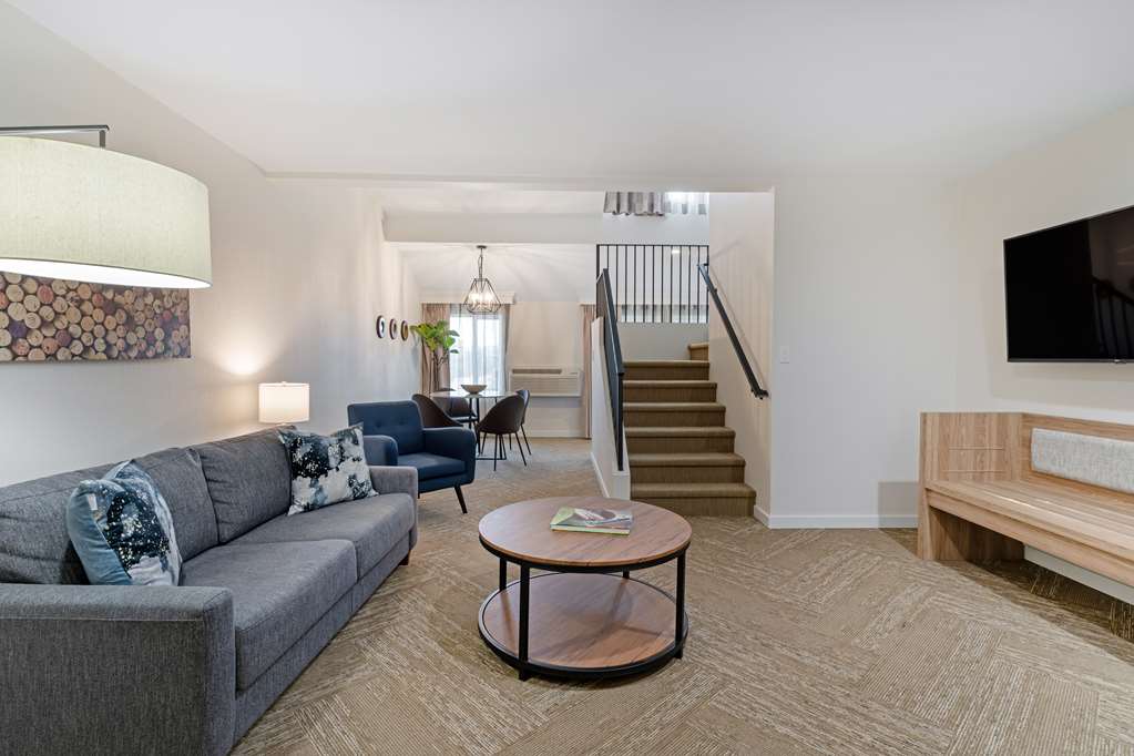 Best Western Plus Inn At The Vines - photo 42