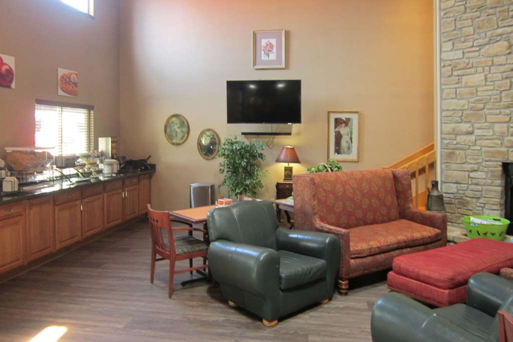 Quality Inn Nashville Bloomington - photo 7