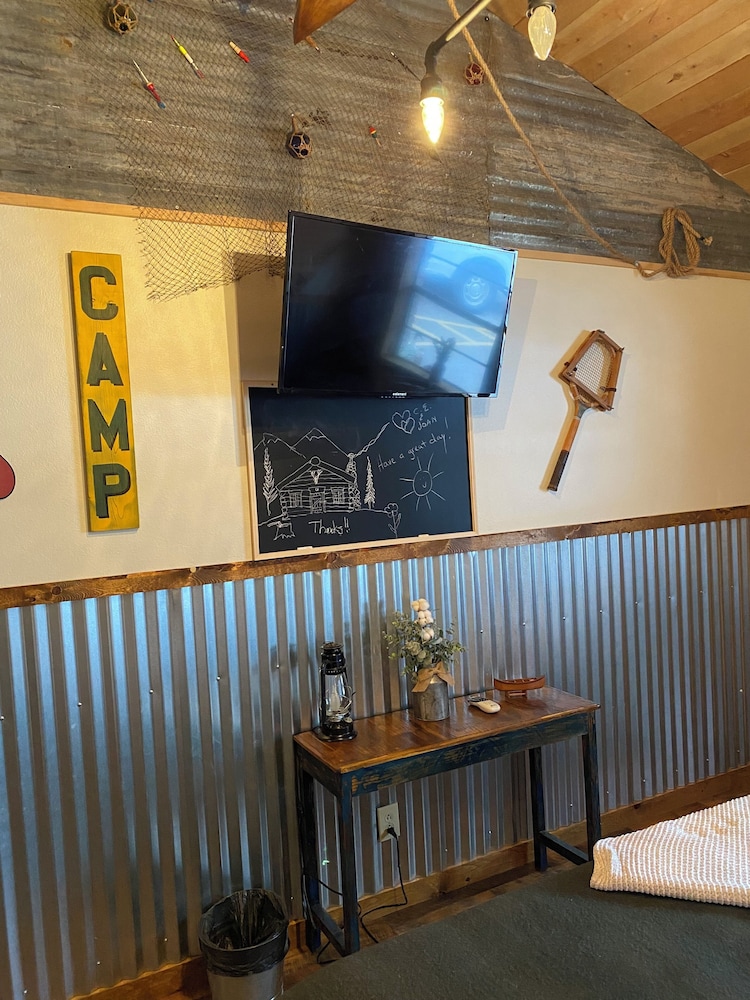 Dusty Boots Motel & Cafe - photo 14