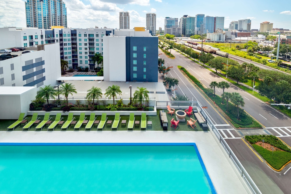 Home2 Suites by Hilton Tampa Downtown Channel District - photo 38
