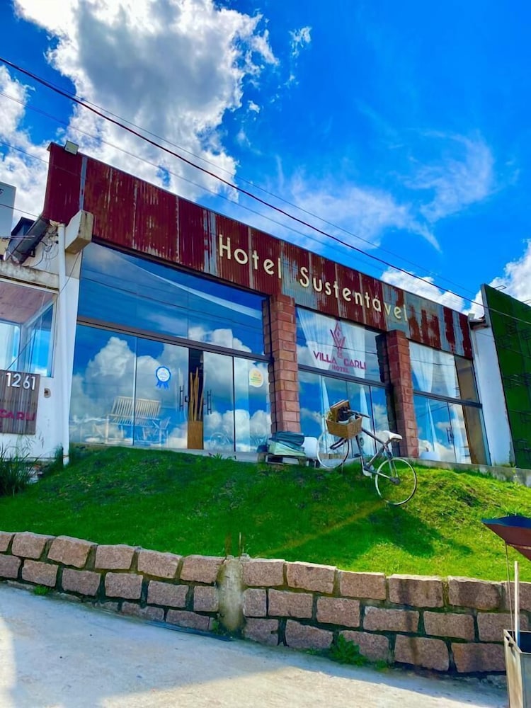 Hotel Villa de Carli in Bage, Brasil