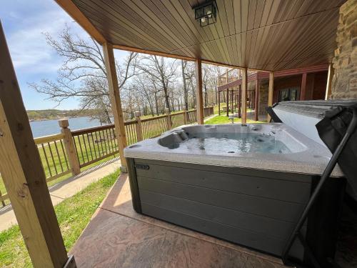 Happiness Within Lakefront — Branson — photo 5