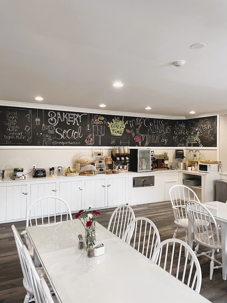 Brandywine River Hotel - photo 106