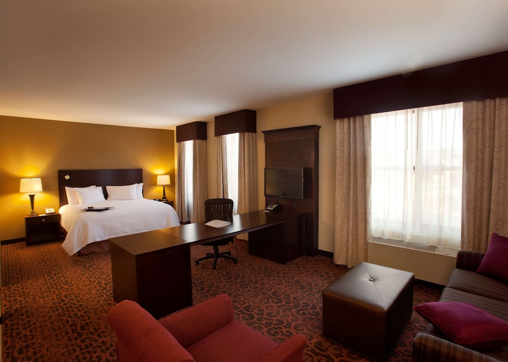 Hampton Inn Marquette Waterfront - photo 15