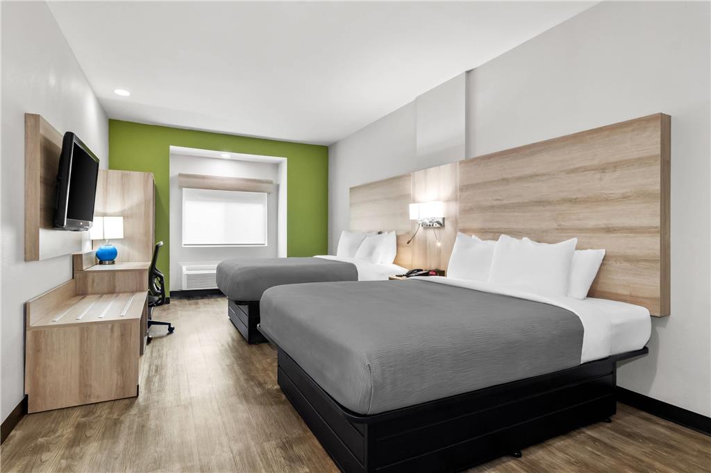 Quality Inn Shallotte Near Ocean Isle Beach — 4-Star Luxury Hotel in Shallotte, United States