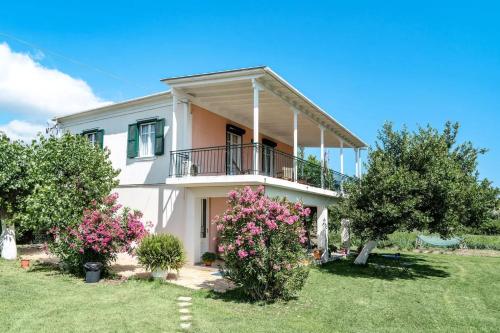 Woodpecker House Lefkada — 4-Star Luxury Hotel in Lefkada, Greece
