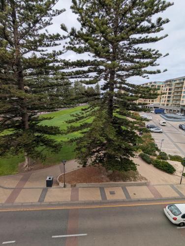 The Heart of Glenelg — 4-Star Luxury Hotel in Glenelg, Australia