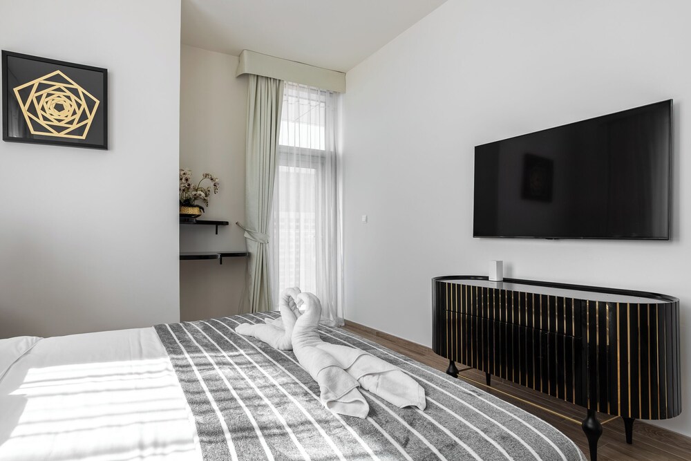 Simply Comfort Luxury 2Br Apt With Stunning Views Amna Tower photo 3