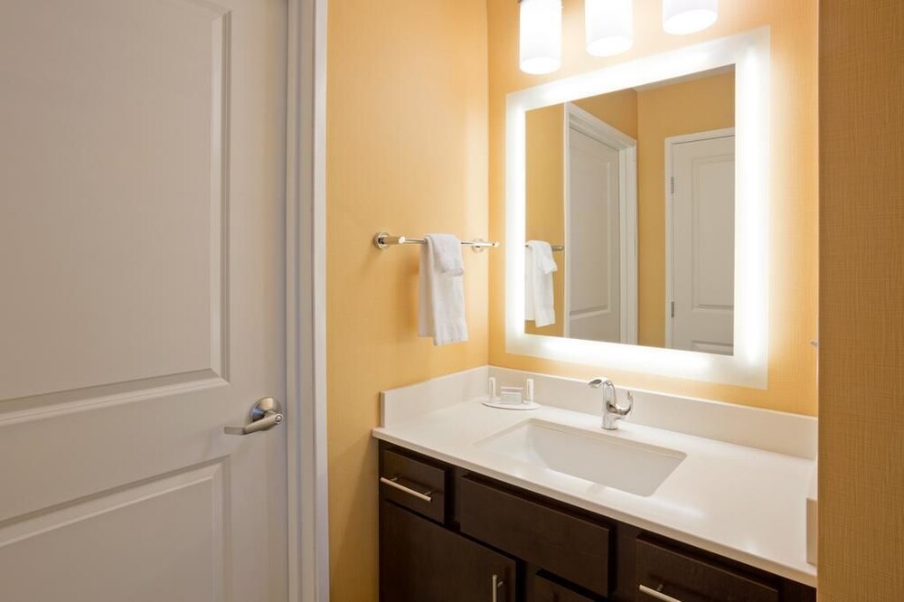 Towneplace Suites Sioux Falls South - photo 11