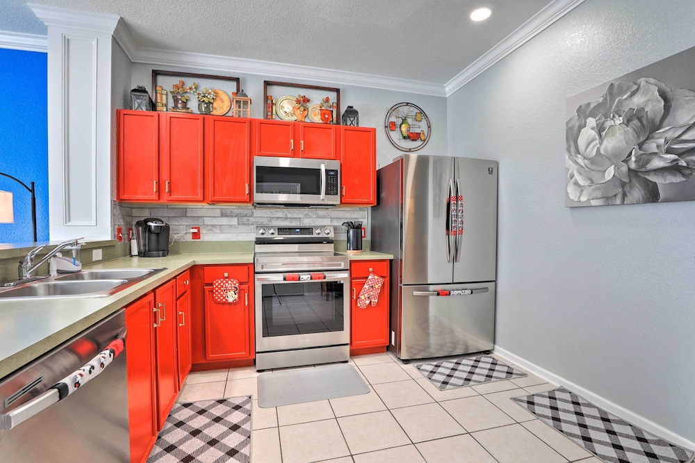 Resort Townhome w Splash Pool 7 Mi to Disney - photo 32