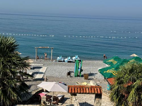 Reina — 4-Star Luxury Hotel in Petrovac Na Moru, Montenegro