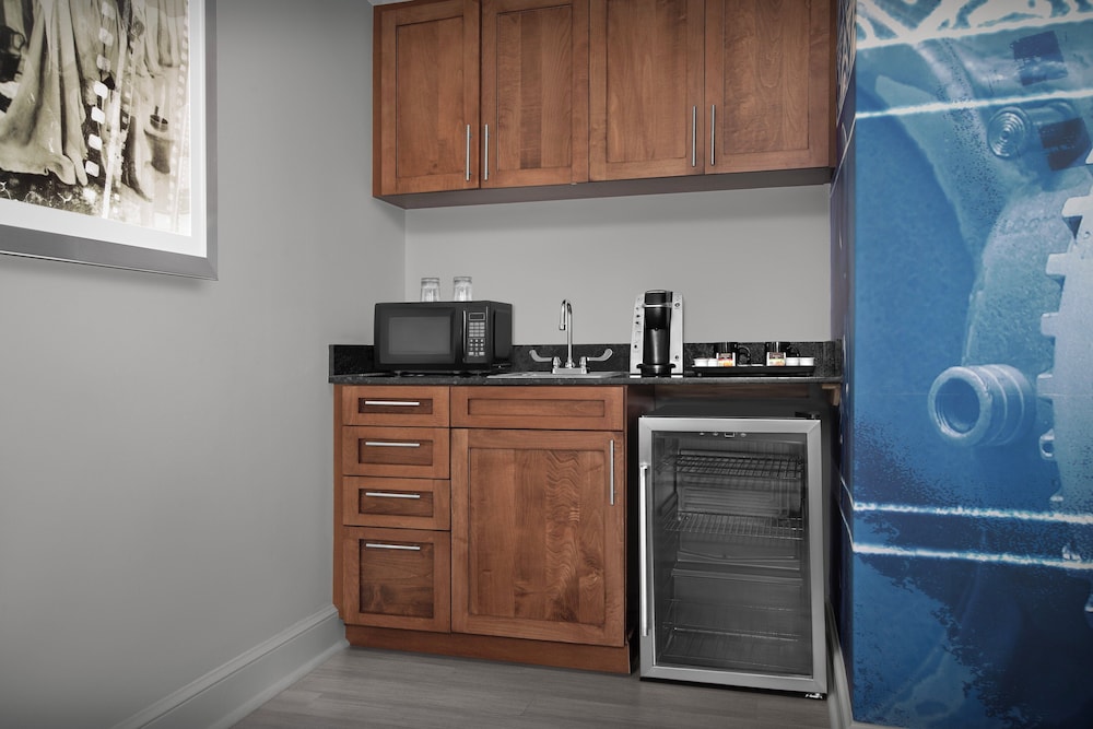 Hotel Indigo Jacksonville Deerwood Park by IHG - photo 23