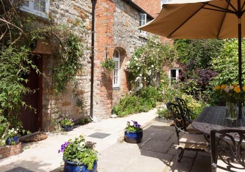 The Old Kiln House — 4-Star Luxury Hotel in Shipston On Stour, United Kingdom