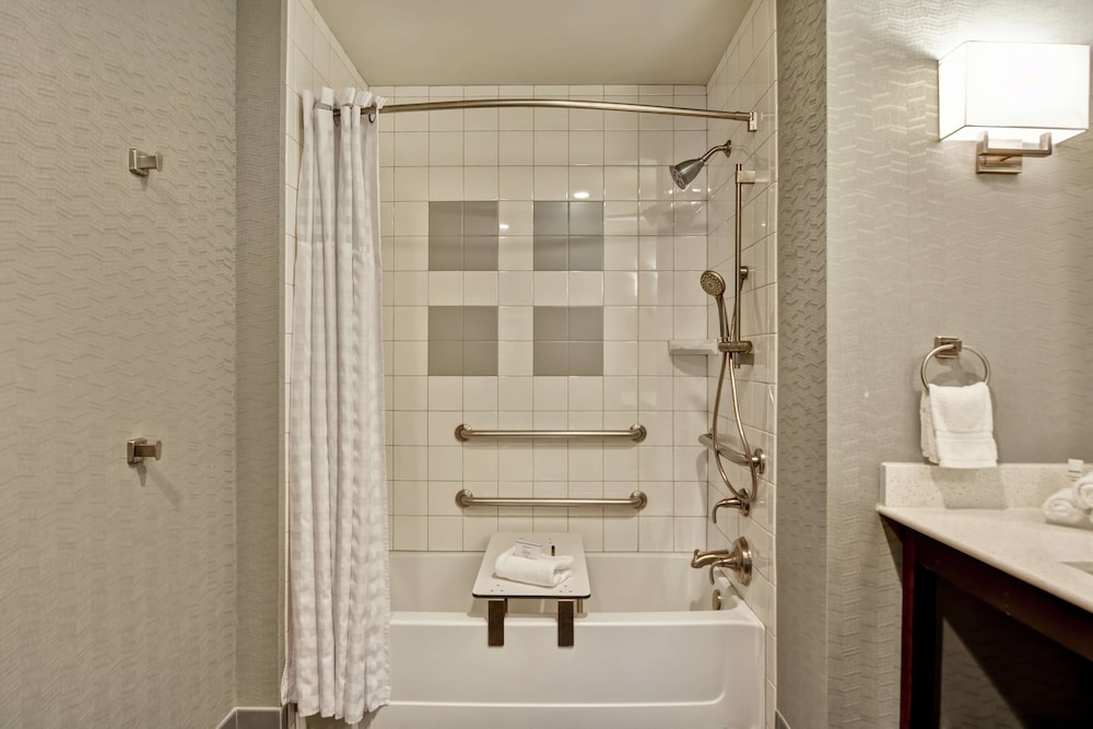 Homewood Suites by Hilton TechRidge Parmer @ I 35 - photo 18