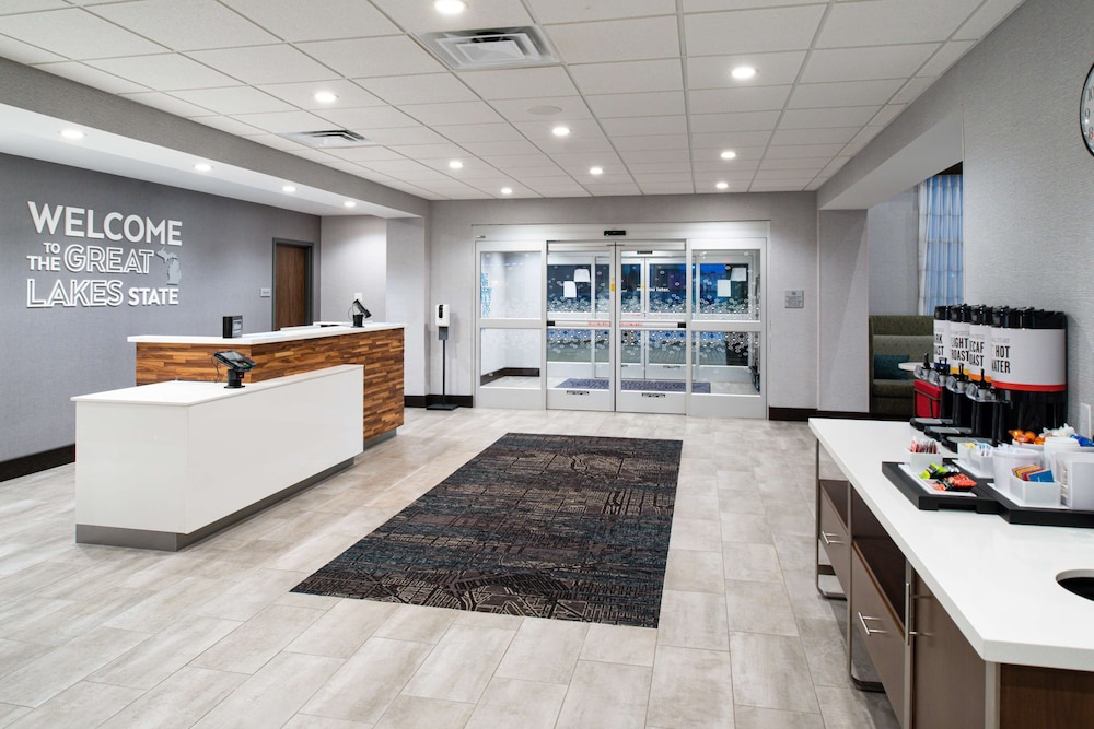 Hampton Inn & Suites Adrian - photo 3