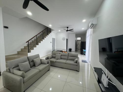 Austin JB Gather Corner Lot 15pax Tebrau Ikea in Johor Bahru, Malaysia