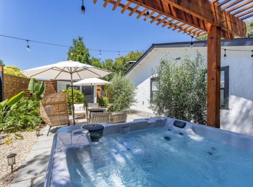 Casita Monterey Pet Friendly Sonoma Escape — 4-Star Luxury Hotel in Sonoma, United States